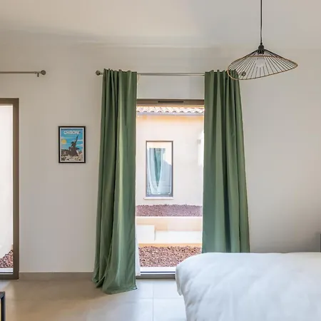 Avec Piscine * Гизоначча